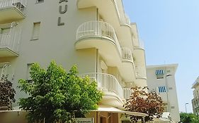 Hotel Raul